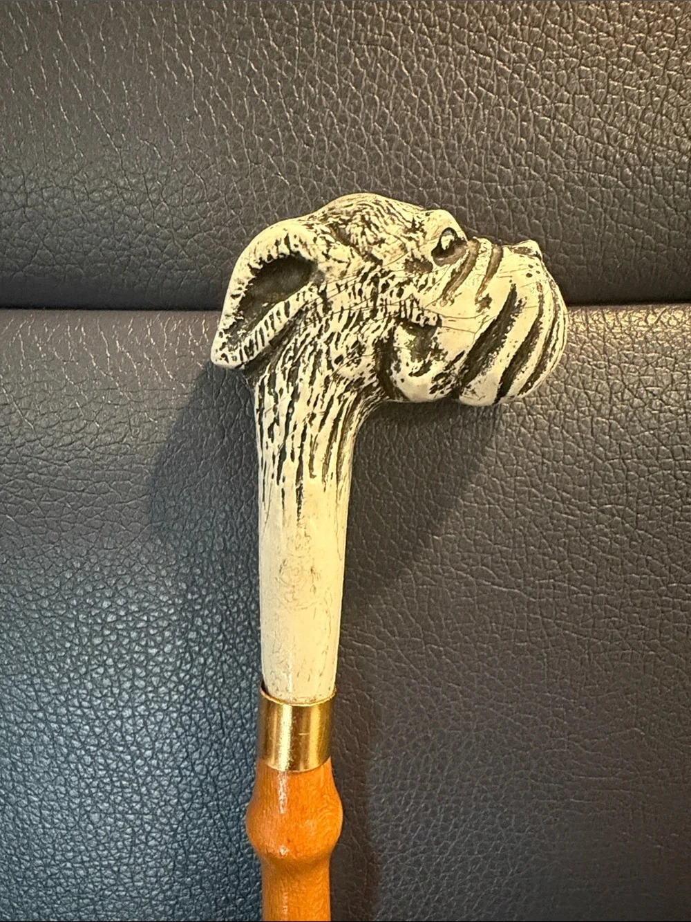 Decorative Bamboo-Style Shoe Horn with Dog Head Handle - Amber